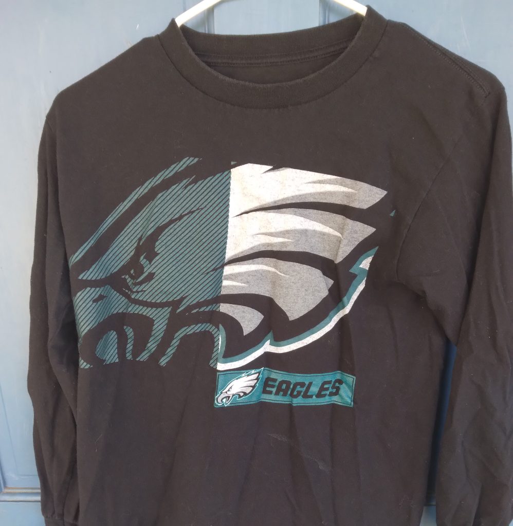 Philadelphia Eagles T-Shirt (Size Medium)