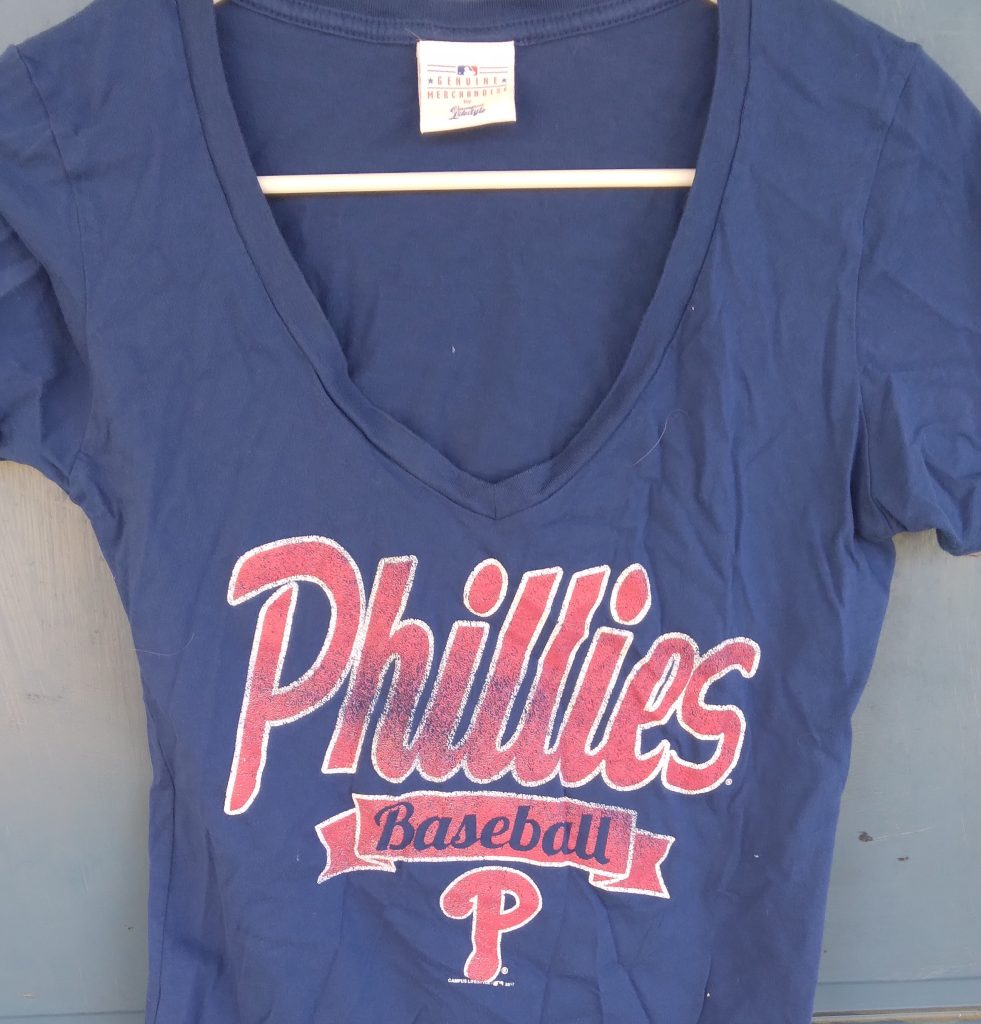 Phillies Baseball T-Shirt (Size Childrens Medium)